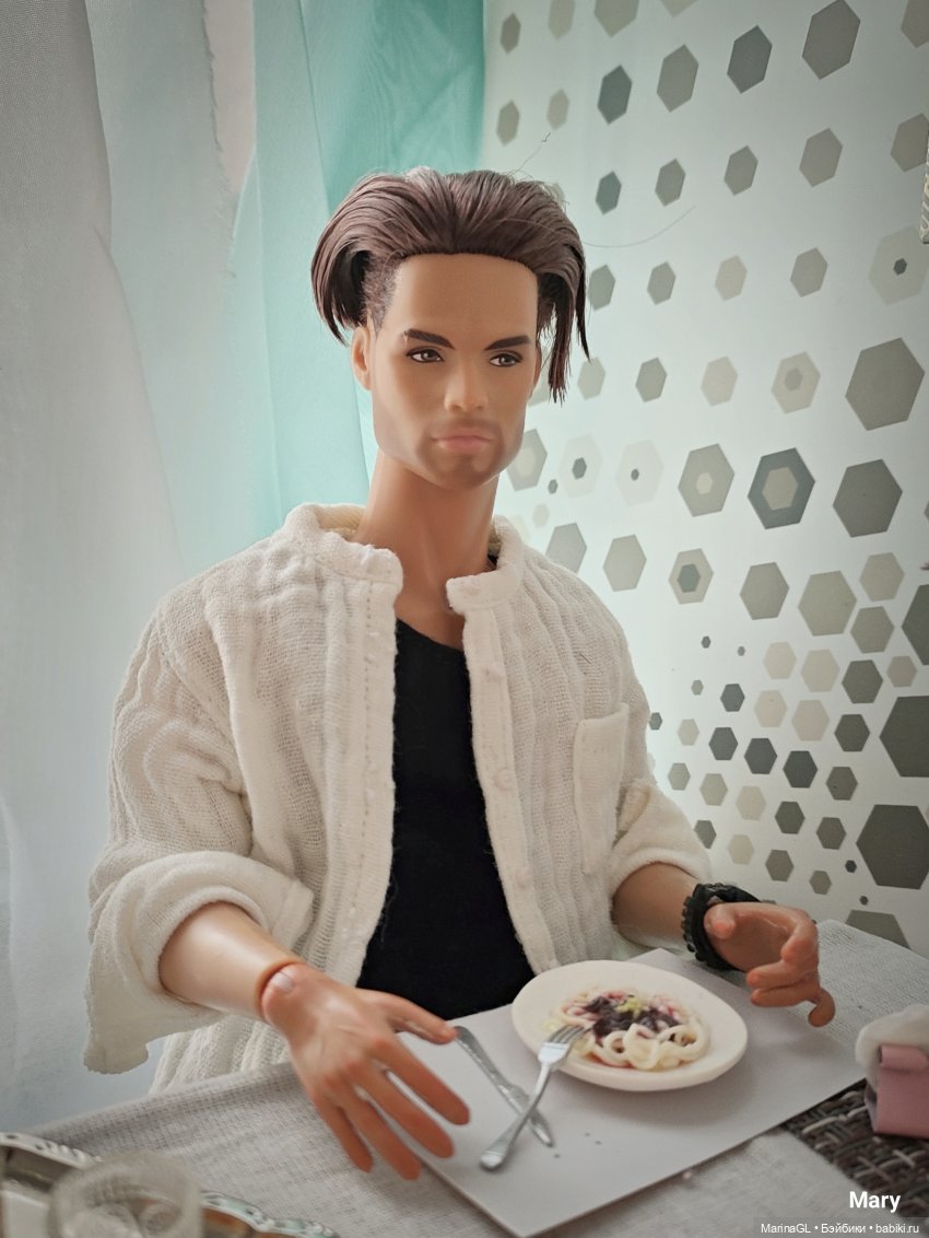 11. Что день грядущий нам готовит