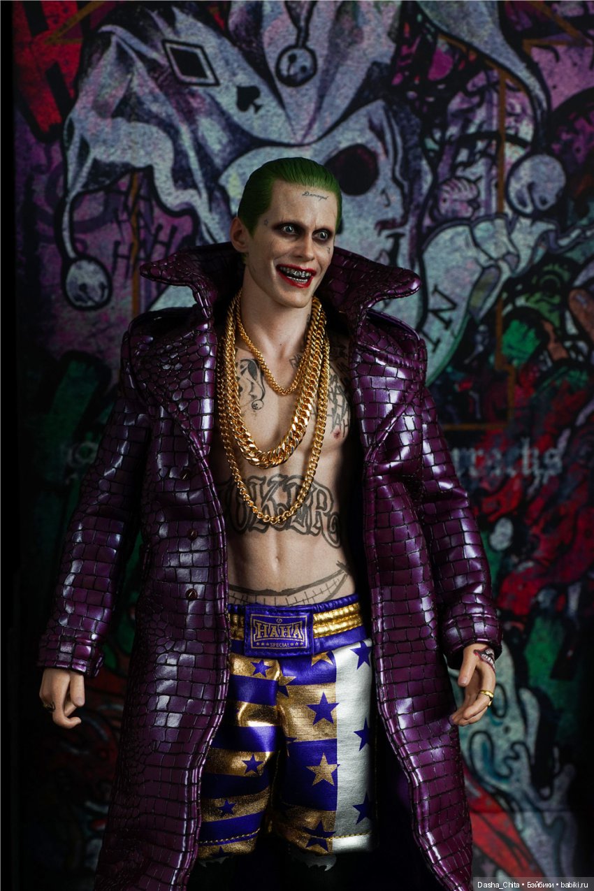 Обзор Пудинга Харли Квинн (Hot Toys Joker MMS382 (версия в фиолетовом пальто:специальное издание) Suicide Squad )