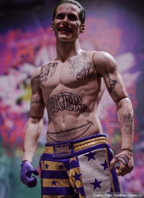 Обзор Пудинга Харли Квинн (Hot Toys Joker MMS382 (версия в фиолетовом пальто:специальное издание) Suicide Squad )