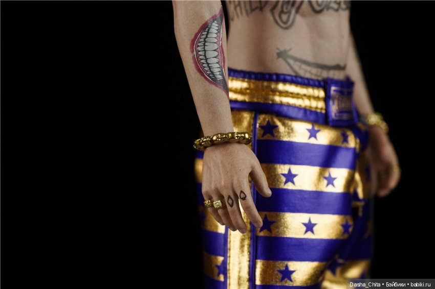 Обзор Пудинга Харли Квинн (Hot Toys Joker MMS382 (версия в фиолетовом пальто:специальное издание) Suicide Squad )