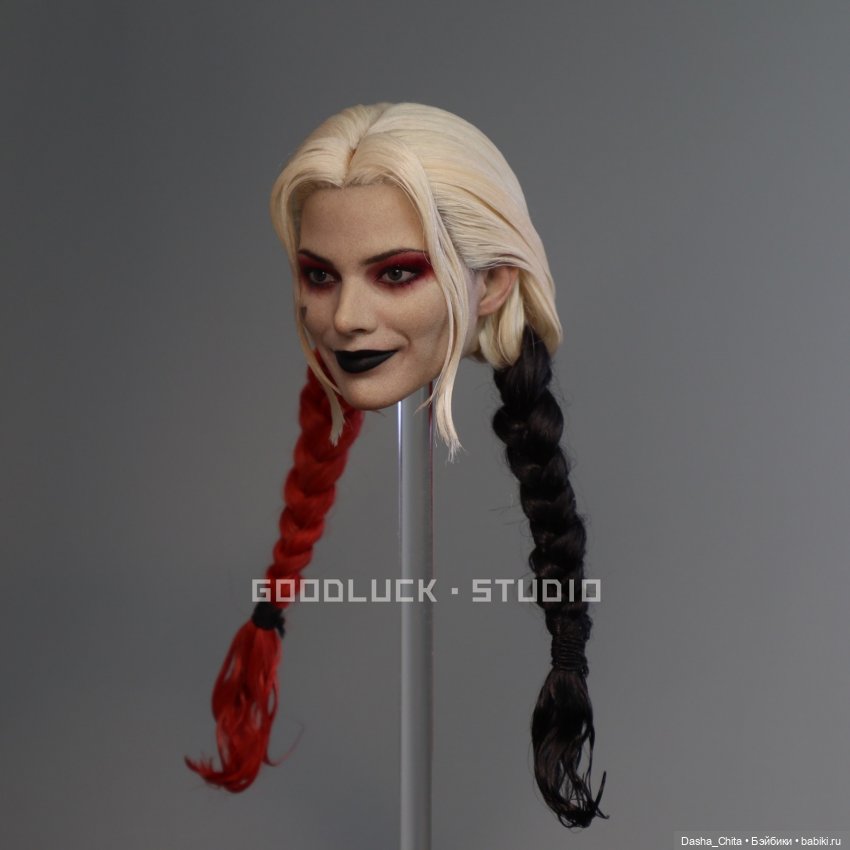 Кастомные фигурки Харли Квинн