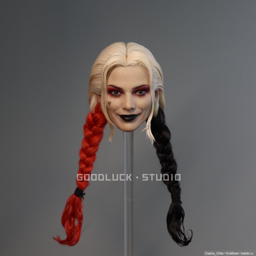 Кастомные фигурки Харли Квинн