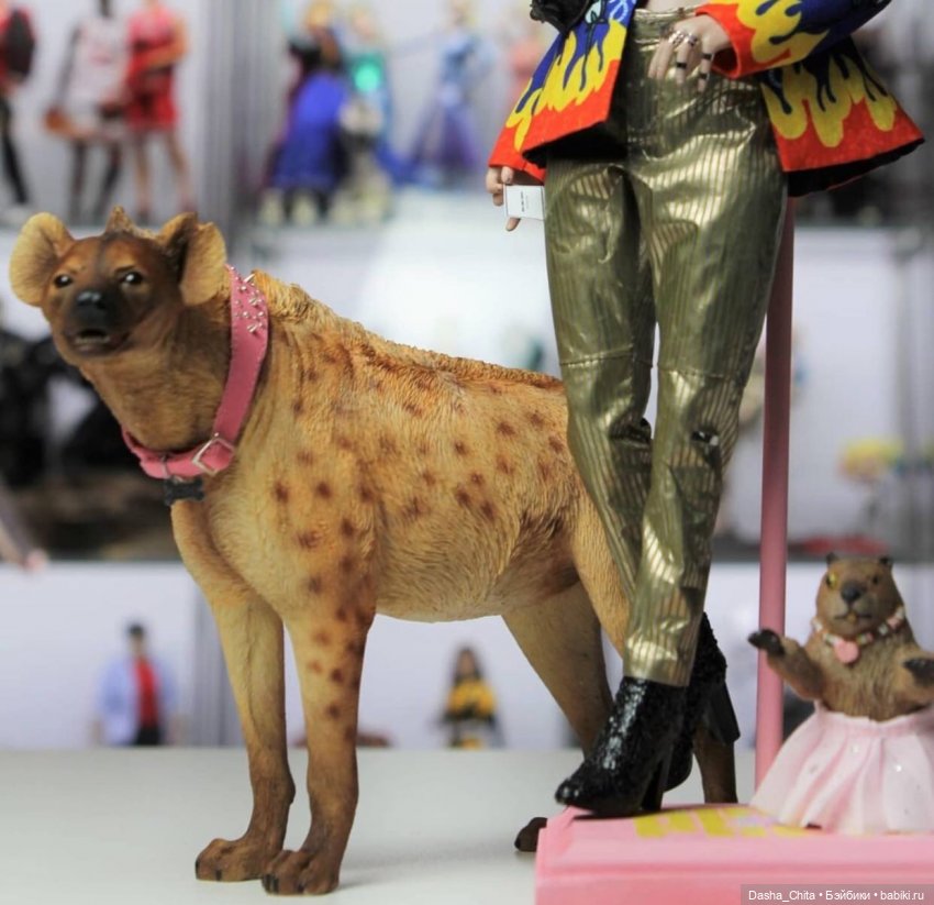 Кастомные фигурки Харли Квинн (фото 8)