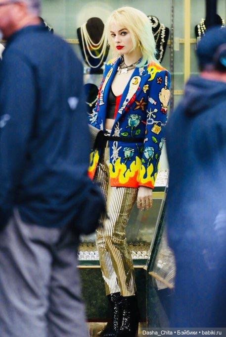 Кастомные фигурки Харли Квинн (фото 3)