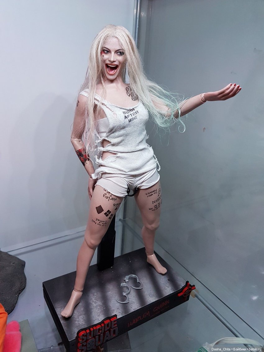 Кастомные фигурки Харли Квинн