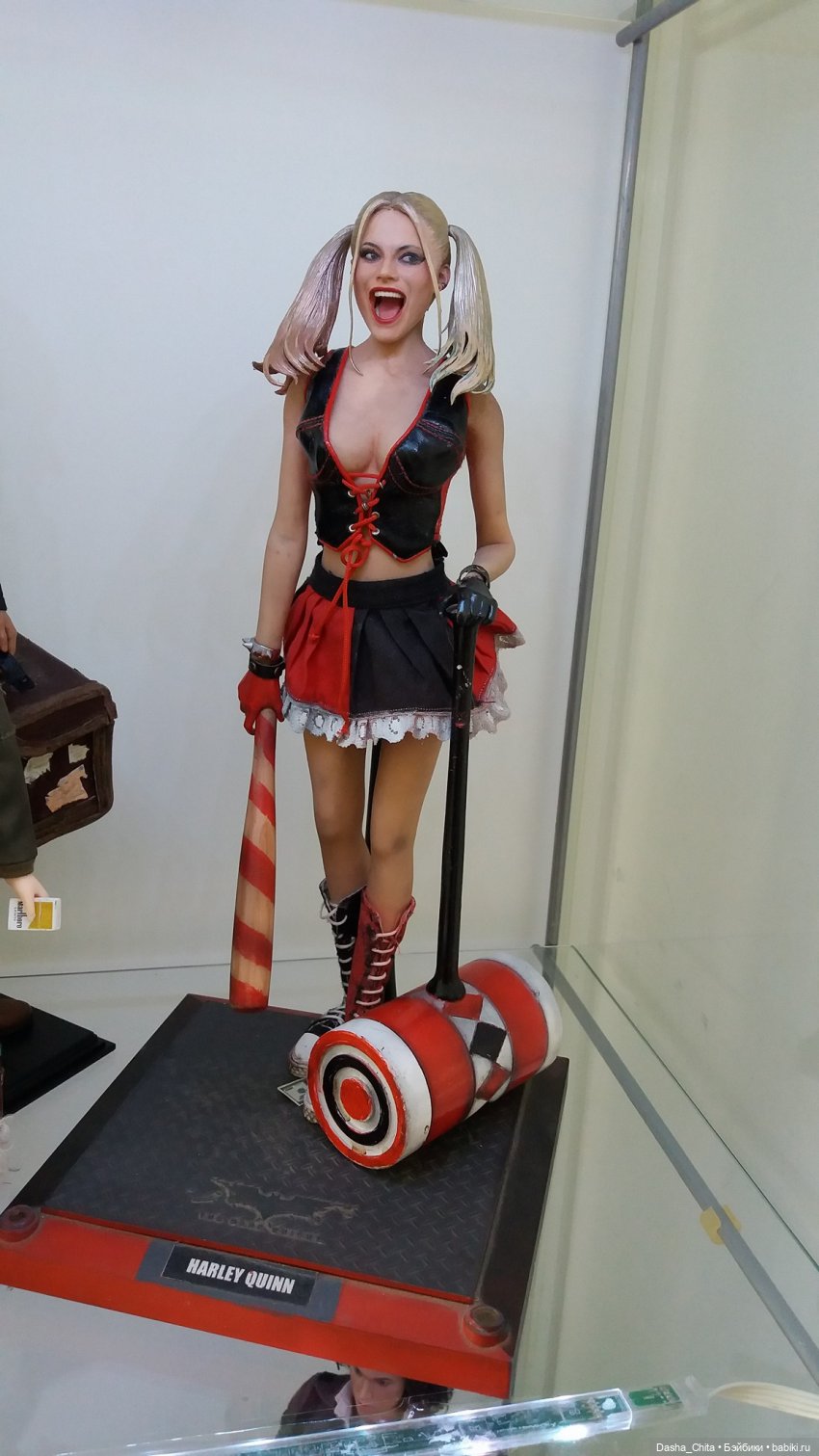 Кастомные фигурки Харли Квинн