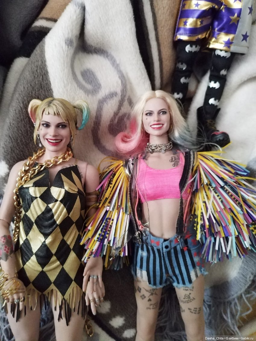 Харли Квинн из Хищных птиц: обзор фигурки Hot toys (Caution Tape Jacket Version)