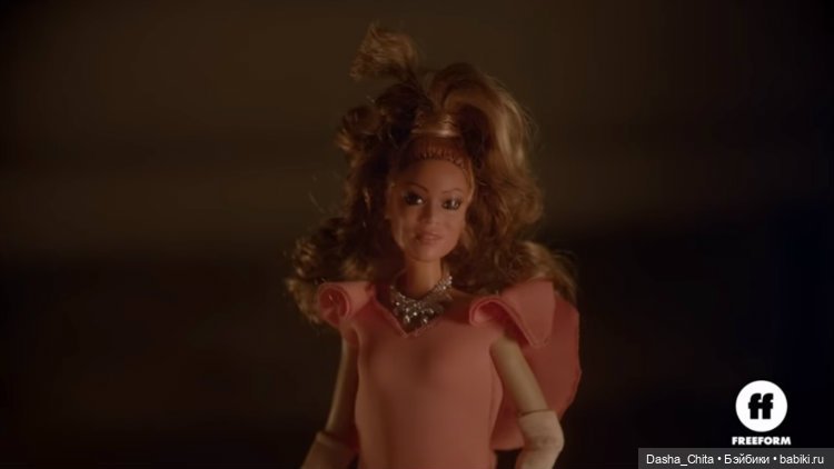 Идеальная игрушка 2 (2018), новогодний фильм про ожившую куклу (фото 4)