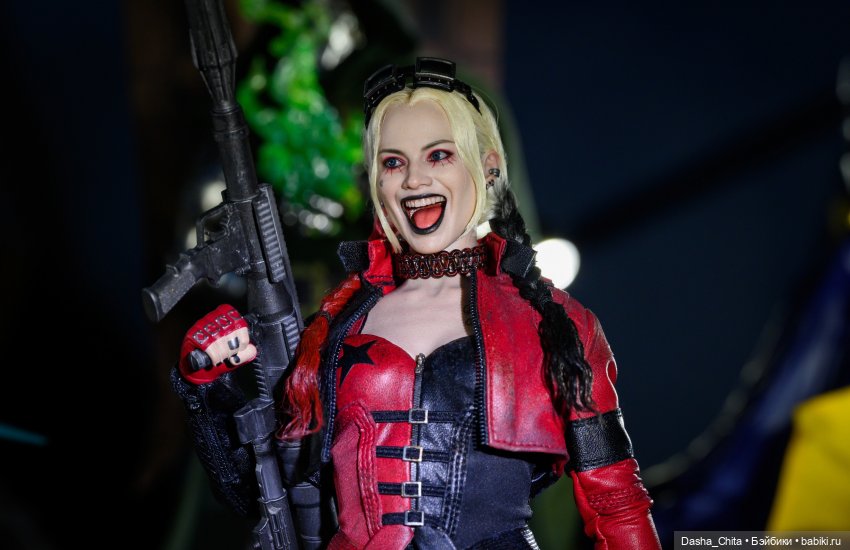Hot Toys The Suicide Squad Harley Quinn Artisan Edition (фото прототипа фигурки Харли Квинн с недавней выставки) (фото 6)