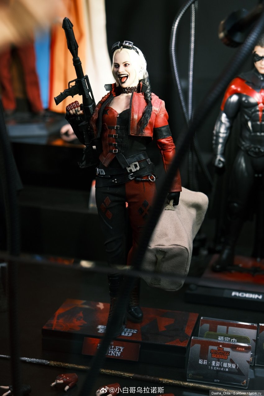 Hot Toys The Suicide Squad Harley Quinn Artisan Edition (фото прототипа фигурки Харли Квинн с недавней выставки) (фото 2)