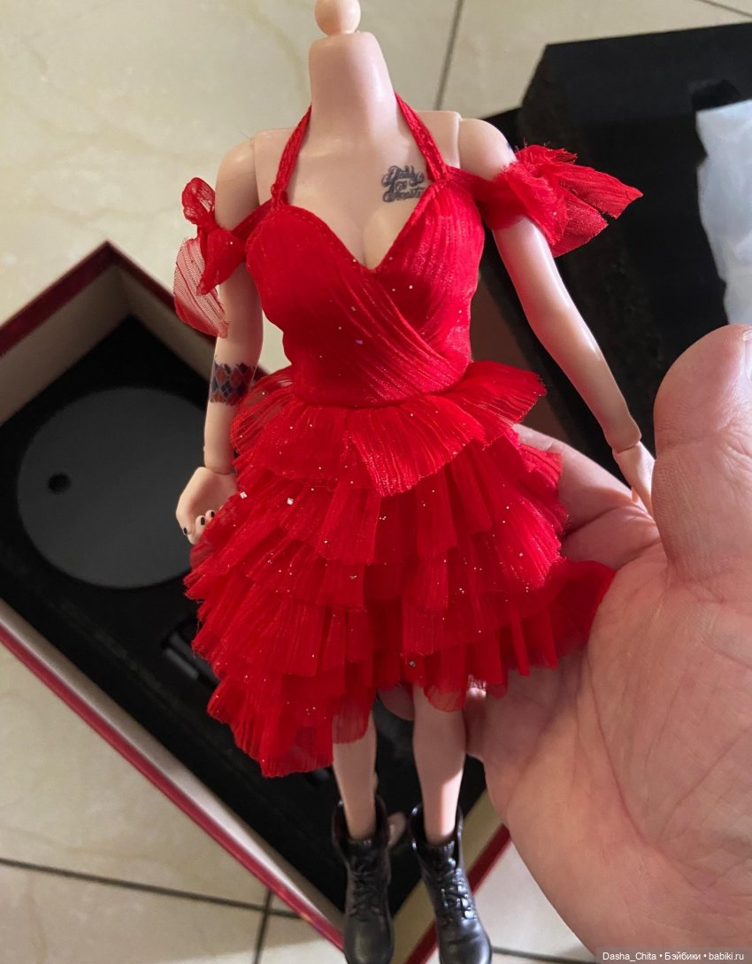 Фотообзор фигурки Харли Квинн от Thunder Toys от первых получателей (фото 5)