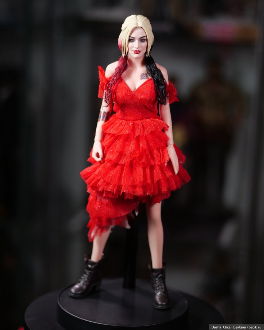 Фотообзор фигурки Харли Квинн от Thunder Toys от первых получателей (фото 9)