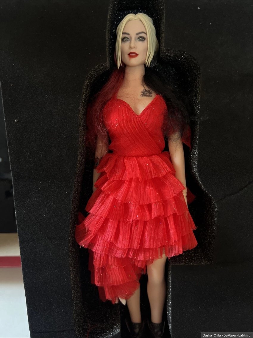 Фотообзор фигурки Харли Квинн от Thunder Toys от первых получателей (фото 10)
