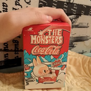 Labubu: Coca-Cola. Видео-распаковка в 2 частях