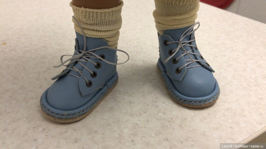 Обуваем, одеваем Сашу от Sasha dolls