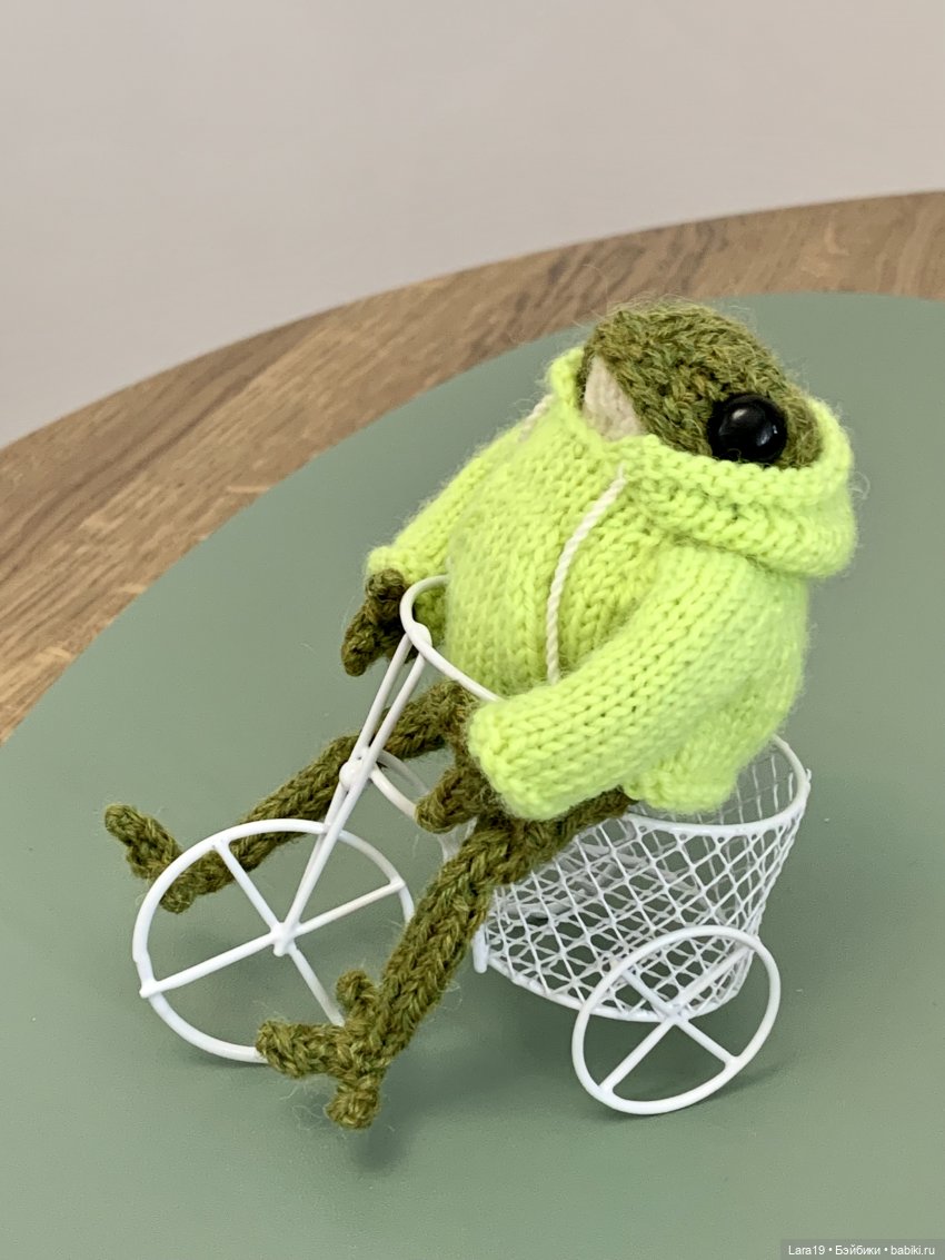 Бунт на корабле или рост личности (вязаные лягушки)