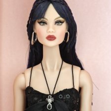 Продам куклу Integrity Toys Kumi Demonic String