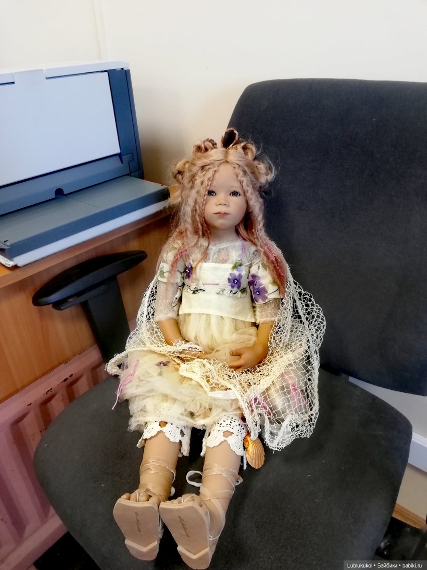 Лунна - самая маленькая из русалочек (фото 2)