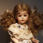Реплика антикварной французской куклы
