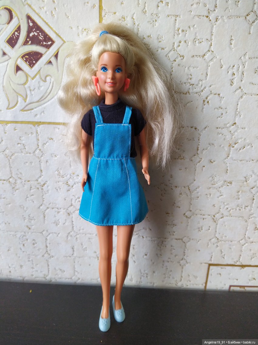 1990 Teen Scene Jazzie #5507 - ещё одна двоюродная сестрёнка Барби (фото 2)