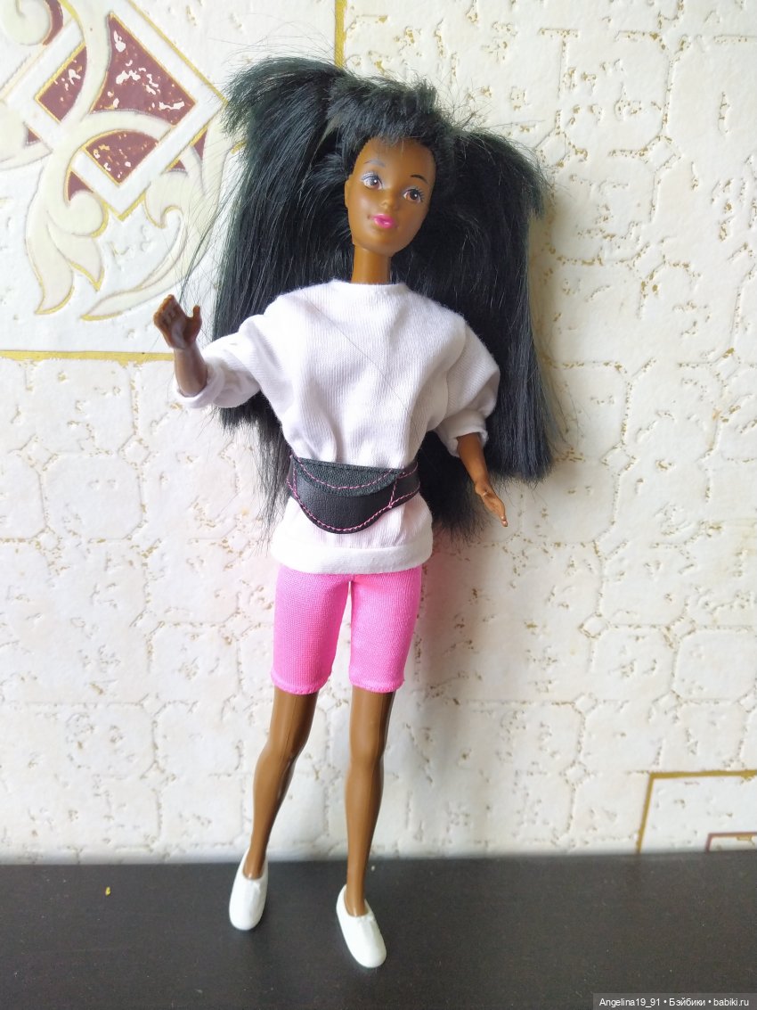 1988 High School Stacie #3636 - темнокожая подружка Джаззи на молде Штеффи (фото 4)