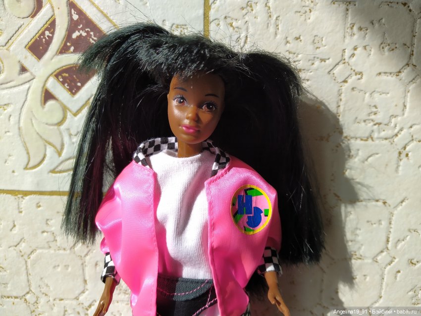 1988 High School Stacie #3636 - темнокожая подружка Джаззи на молде Штеффи (фото 3)