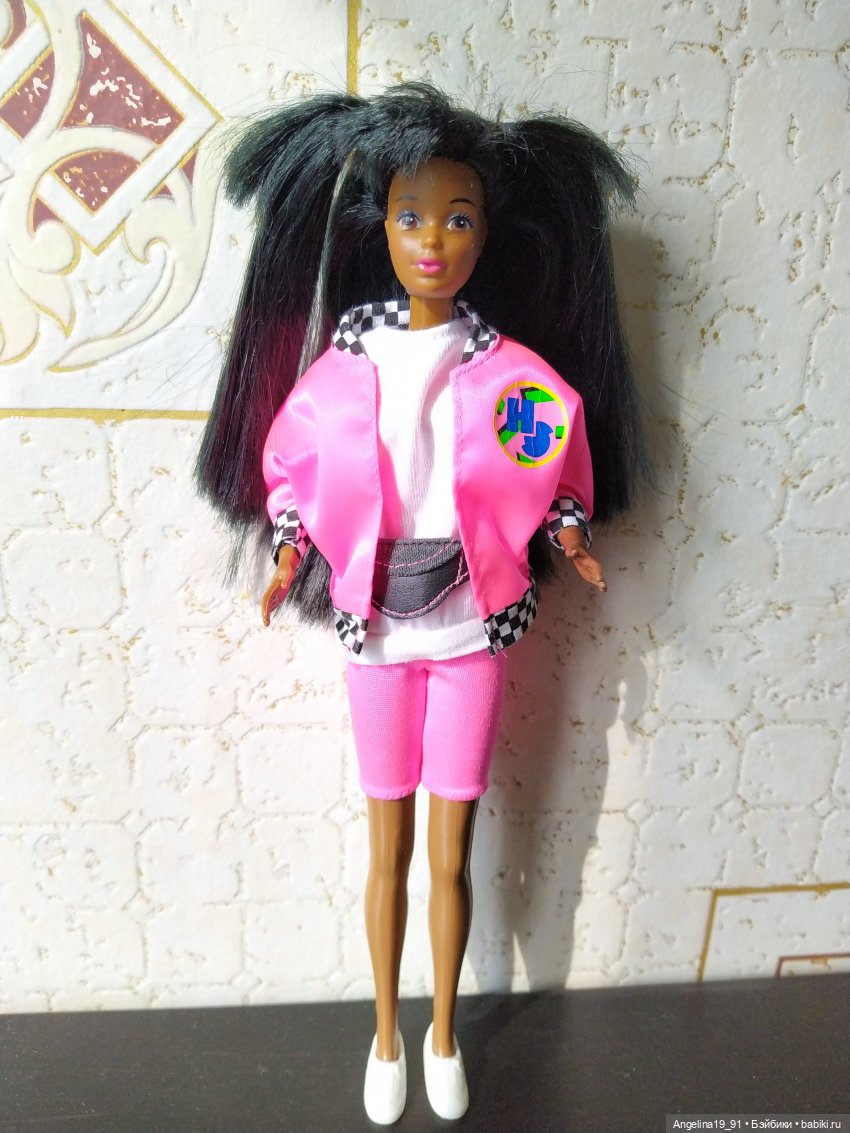 1988 High School Stacie #3636 - темнокожая подружка Джаззи на молде Штеффи (фото 2)