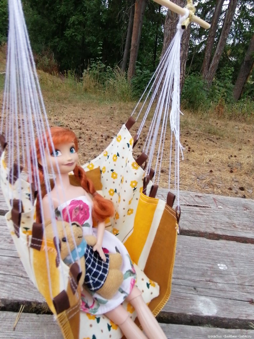А вот и дачные качели — Мебель для кукол и домиков: фото (фото 4)