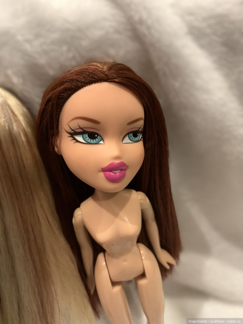 Видео для девочек Кукла Братц делаем прически Doll Bratz Hair Styling Head