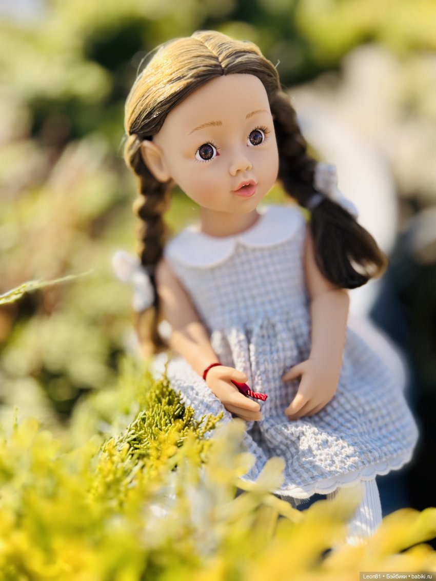 Весенний день Марианны и Машеньки