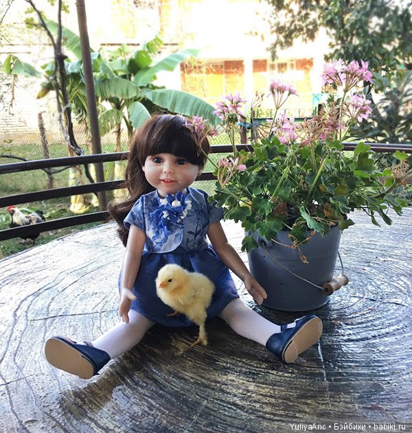 Катя в новом платье и абхазские огородные прогулки