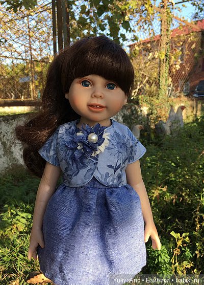 Катя в новом платье и абхазские огородные прогулки