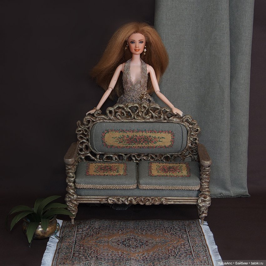 диван для куклы