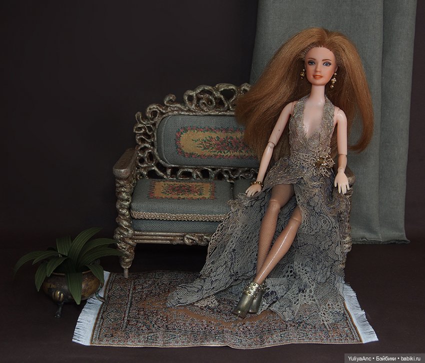 диван для куклы