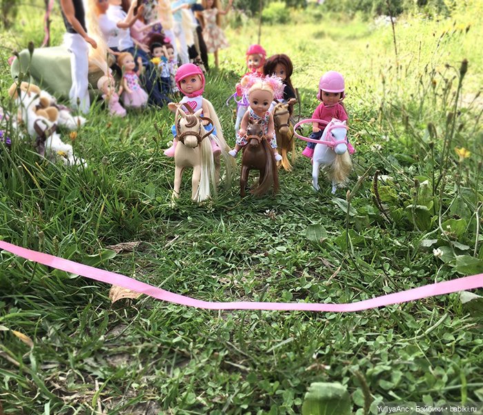 Скачки на пони по-деревенски