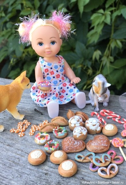 Пирожные, конфеты