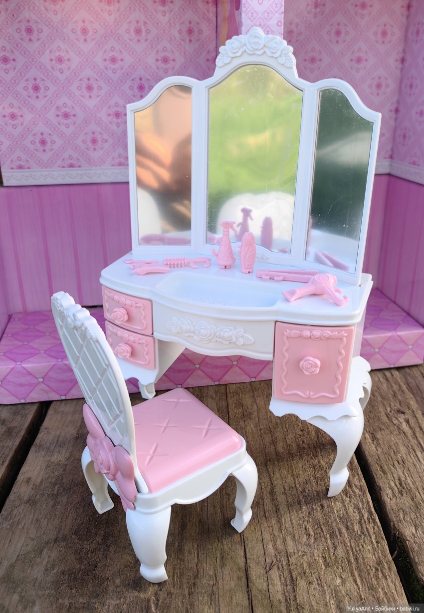 Анлили с туалетным столиком. Интересный набор (фото 10)