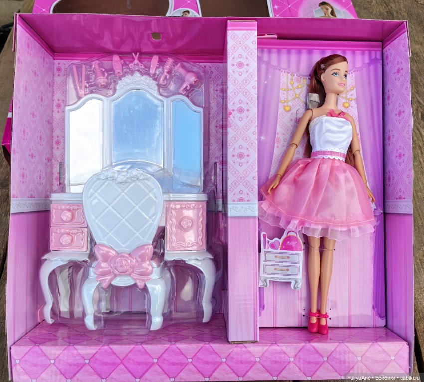 Анлили с туалетным столиком. Интересный набор (фото 2)