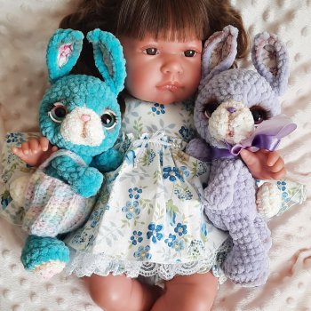 Куколки детки и их игрушечки