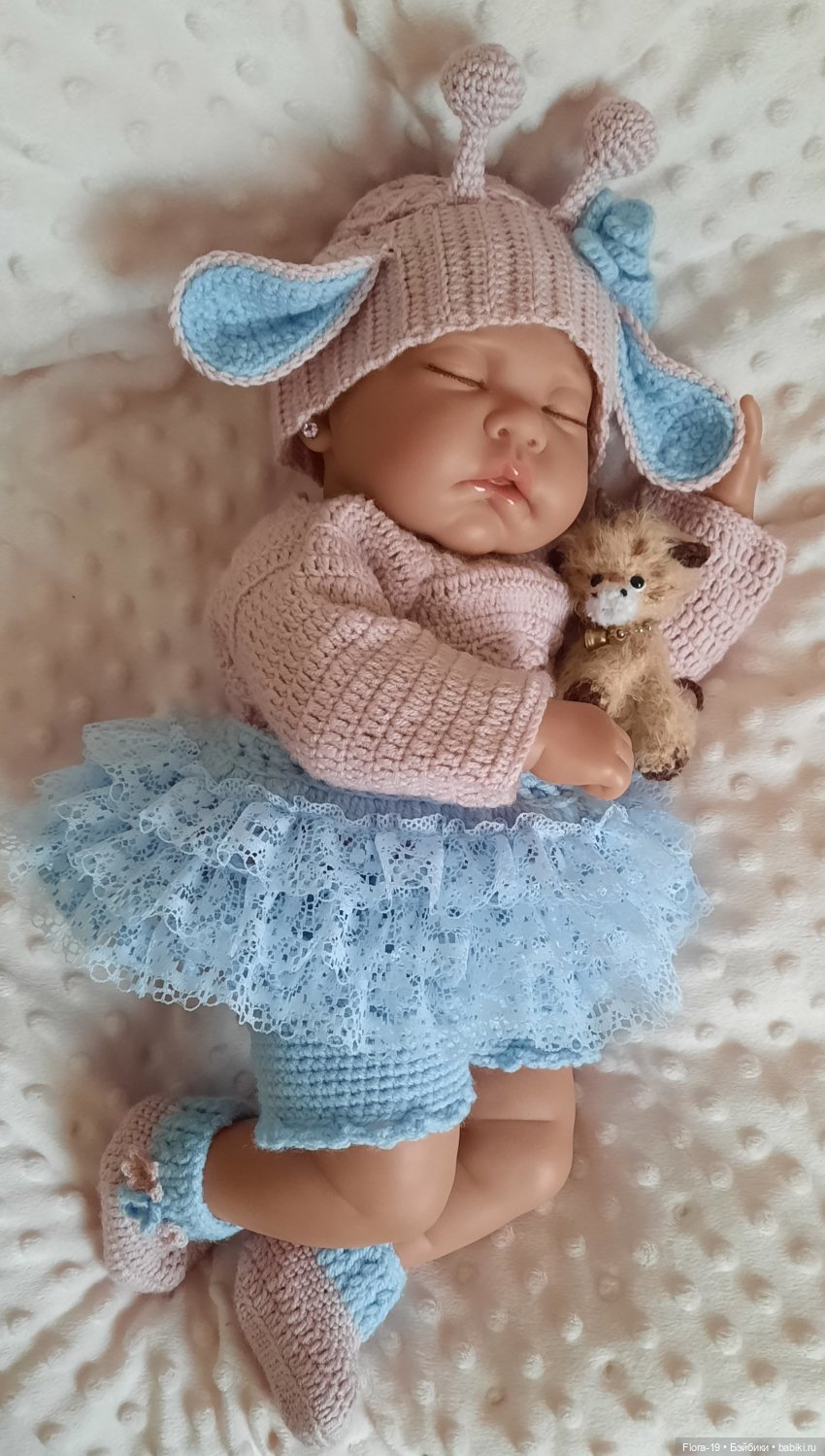 Милые Жирафики. Луночка, самая обоятельная сплюшечкая