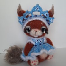 Белочка-Снегурочка