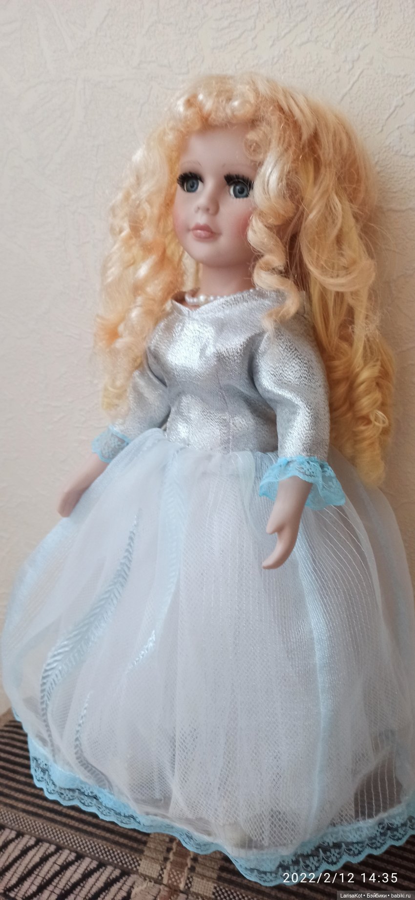 Первое общение с фарфоровой куклой (фото 4)