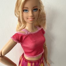 Марвел Женщина-невидимка На теле йоги