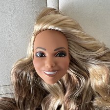 Голова Барби Мэрайя Кэри