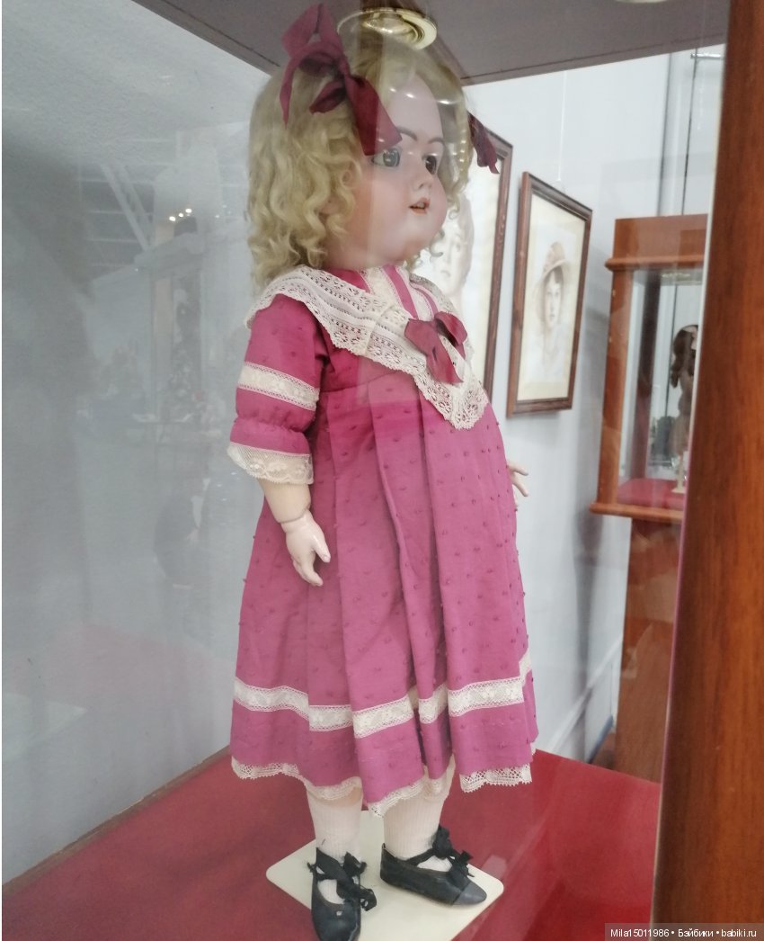 Выставка на Тишинке "Царская елка" (часть 1 - печальная) (фото 2)