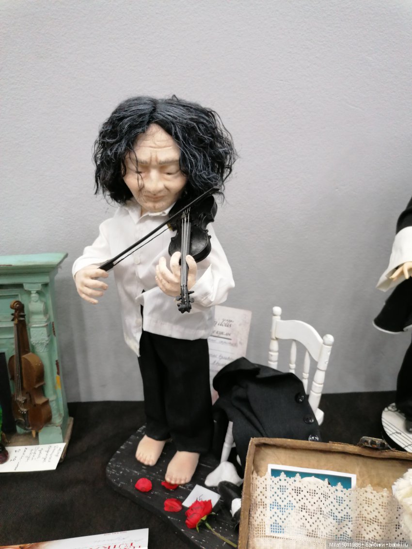 Людмила Булавкина "Горбатый скрипач" Людмила Булавкина "Горбатый скрипач"