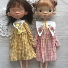 Платья с вышитыми воротничками