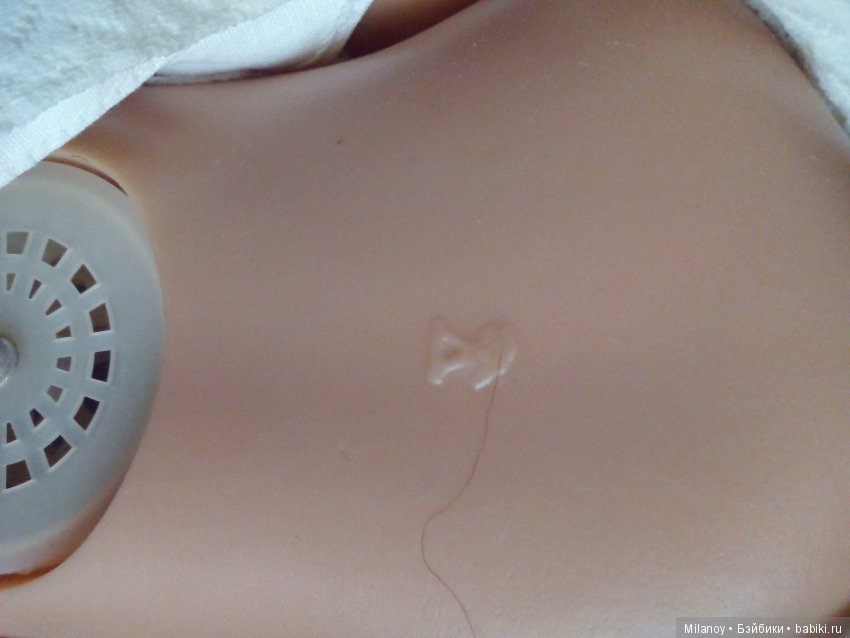 Такое клеймо на спинке - это Днепропетровская куколка?