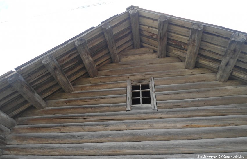 Ульянка в гостях у бабушки