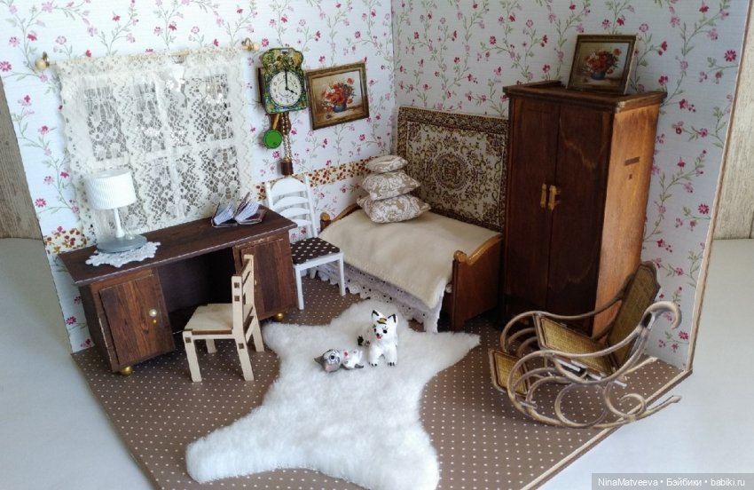 Ульянка в гостях у бабушки